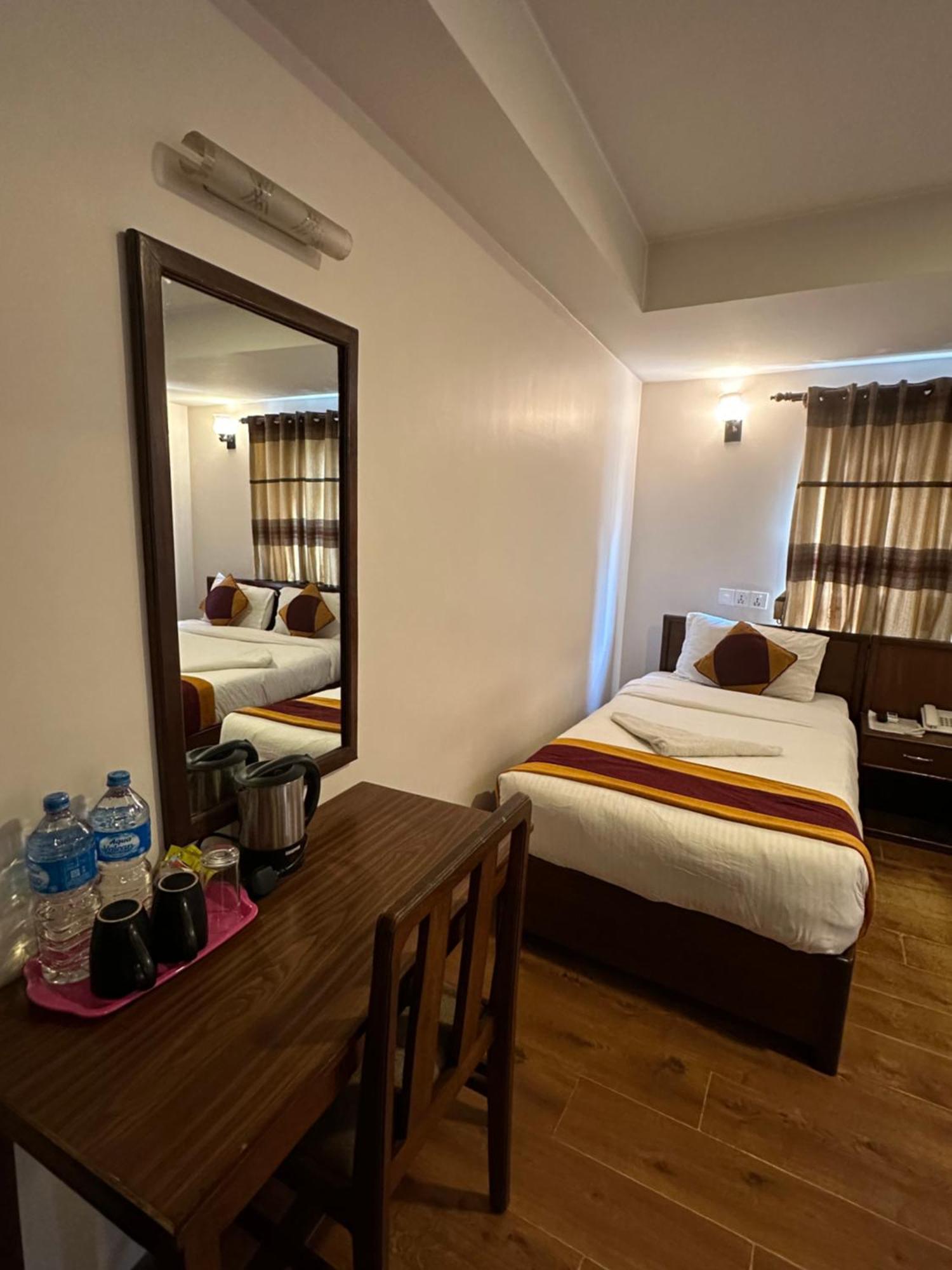 Hotel Everest Nepal Kathmandu Luaran gambar